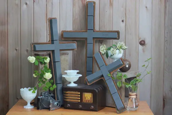 Midnight_Mache_Cross_600x